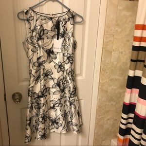 REISS | onyx-printed flare floral dress